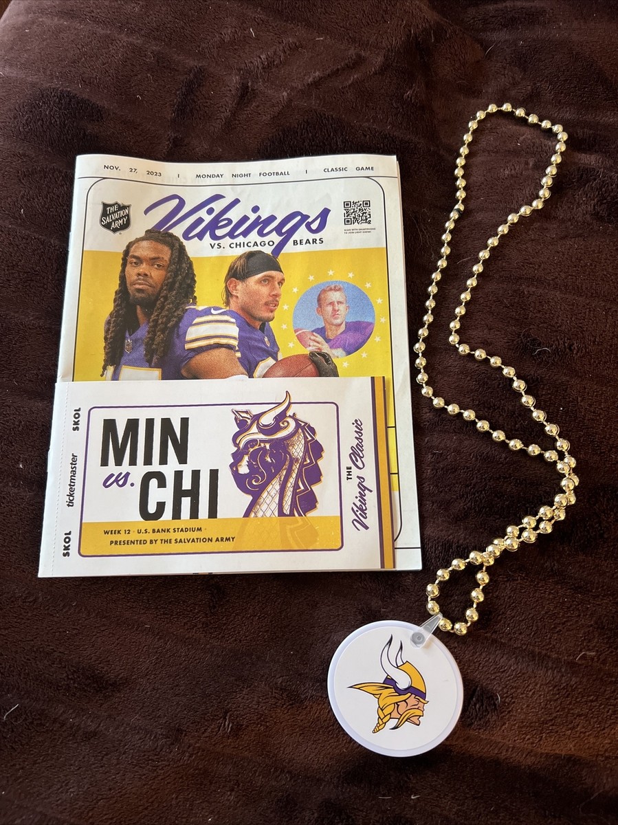 MINNESOTA VIKINGS Chicago Bears GAME DAY PLAYBOOK Program 11 - Main Image