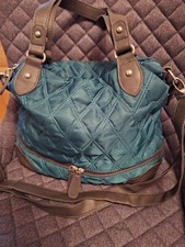 Schöne gesteppt  Tasche von Bonita in dunkel Grün .Neuwertig! 