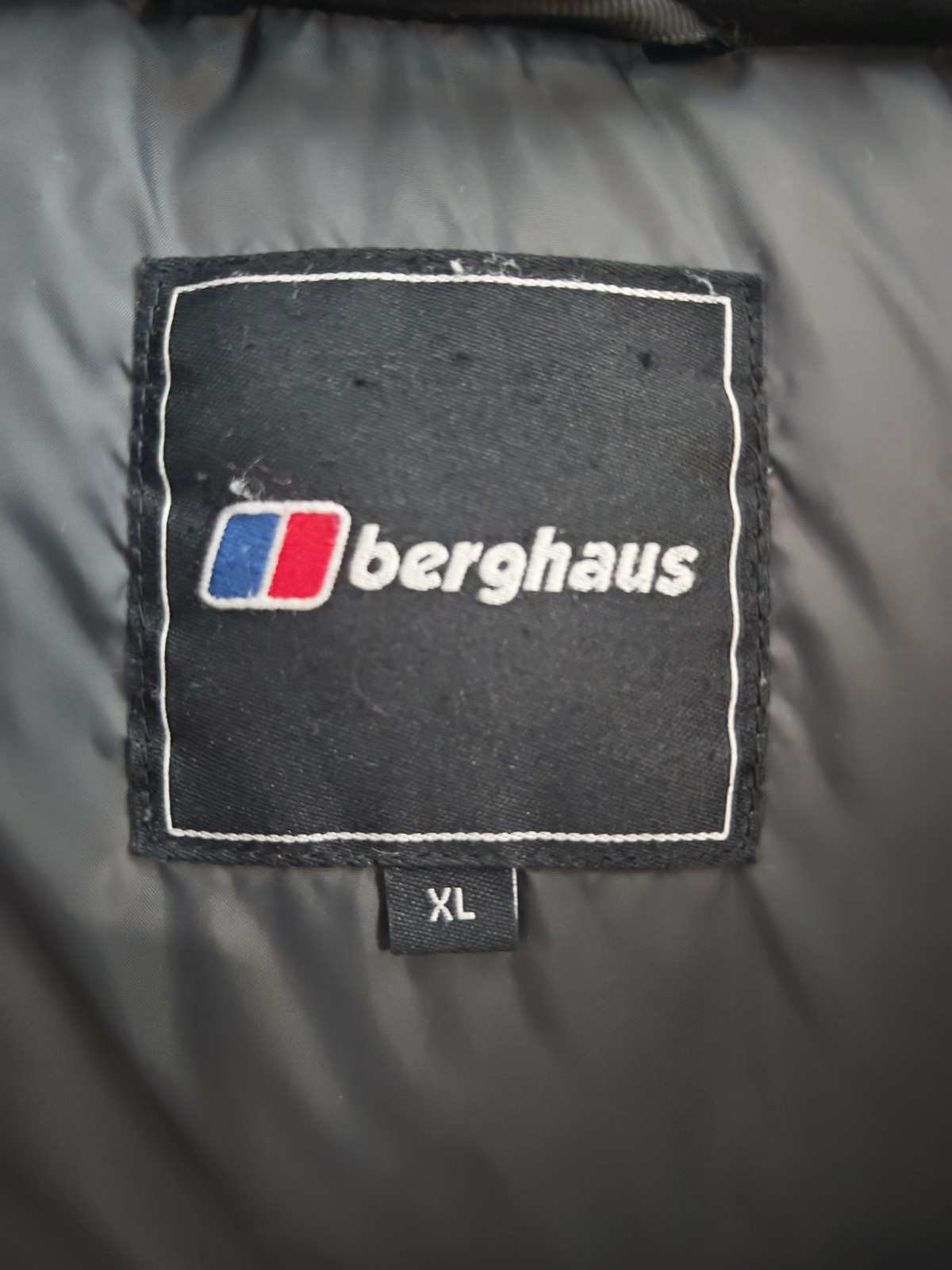 Berghaus Down Filled Puffer Gilet Bodywarmer Mens XL Black Vest Coat Jacket image 4