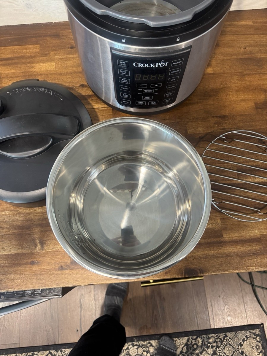 Crock-Pot Express 12-in-1 Multi-Cooker 8 oz (approx. 235 ml) New