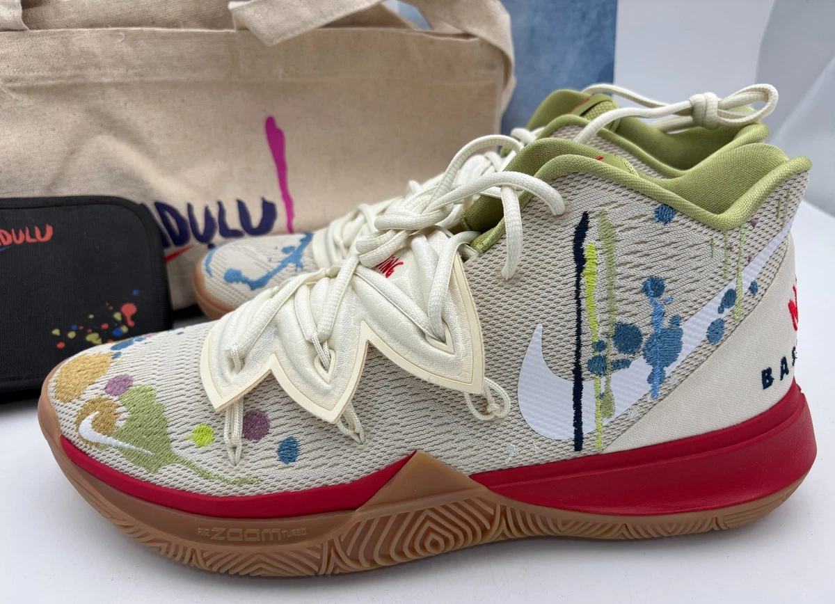 Preços baixos em Nike Bandulu x Kyrie 5 Embroidered Splatters | eBay