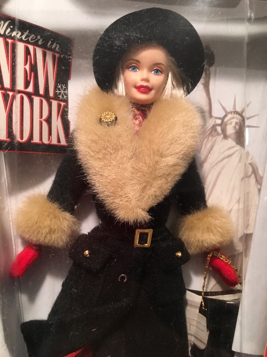 1997 WINTER IN NEW YORK BARBIE DOLL BY MATTEL CITY SEASONS