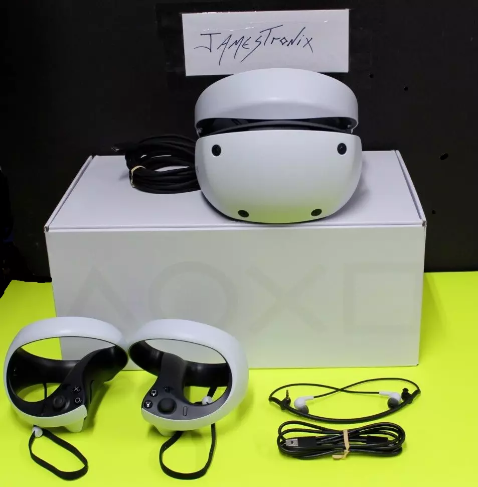 OPEN BOX NEW Sony PlayStation VR2 CFI-ZVR1 Headset & Sense