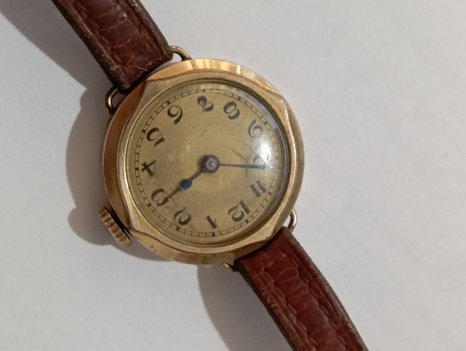 VINTAGE Unique condition Swiss Dial gold plated lamine 25,5mm. Trench watch 