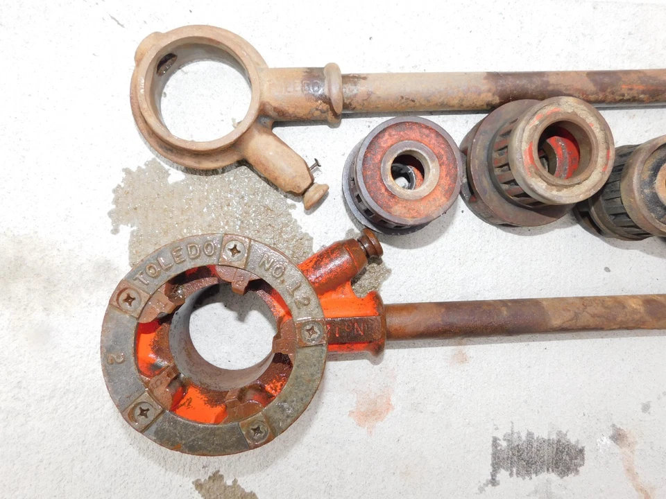 Six Toledo Pipe Threader Dies,  Set w/Two Bars and Heads, 4/66 - Image 4 of 4