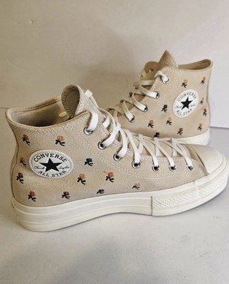 Size 11 - Converse Chuck Taylor All Star Lift Platform High Embroidered Roses W