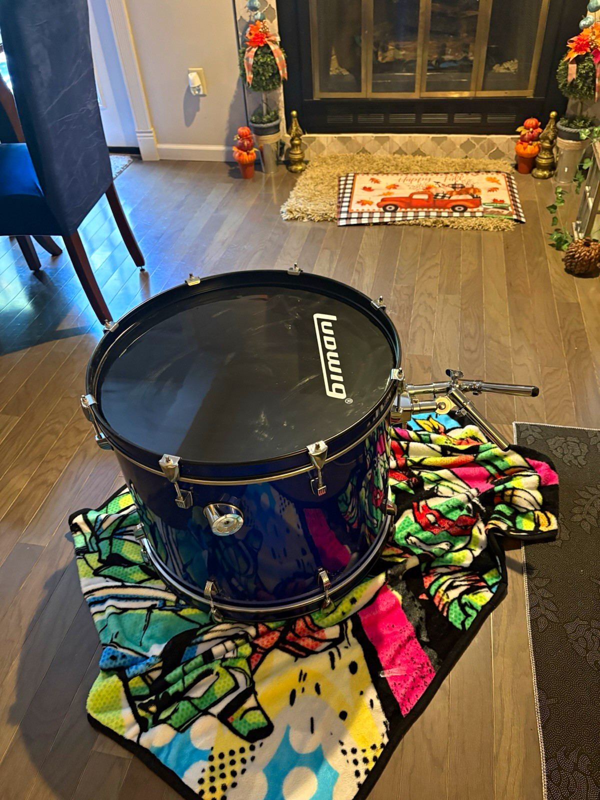 Ludwig 22 in Kick Bass Drum Blue Sparkle Finish with Tom Mount