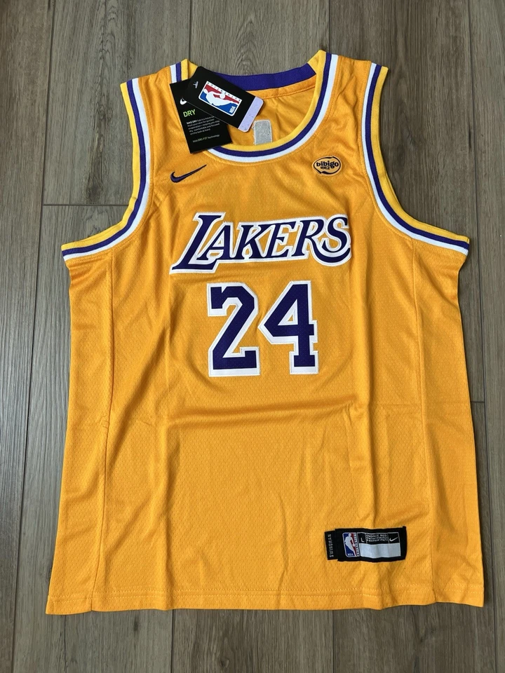 Jersey Kobe Bryant #24. LA Lakers amarillos grandes juveniles Foto 2 de 4