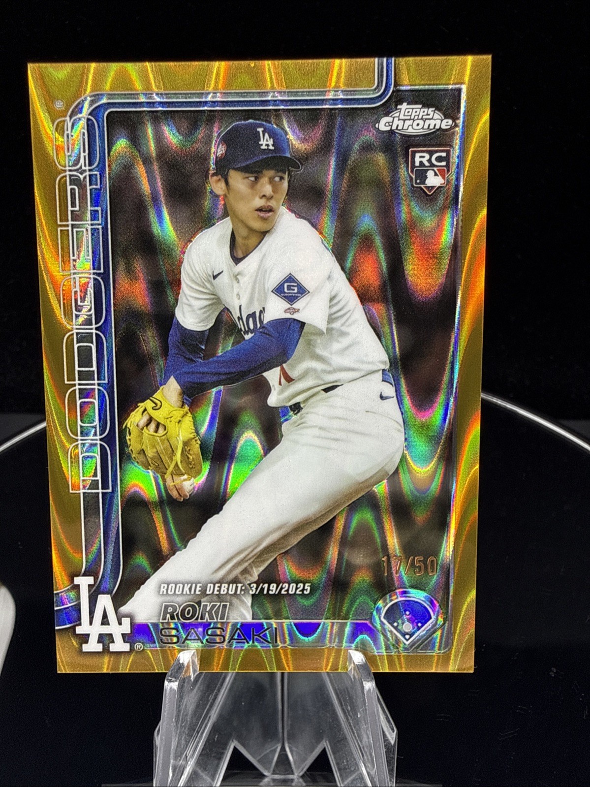 Roki Sasaki Gold /50 2025 Topps Chrome Update - Rookie #USC73 Raywave