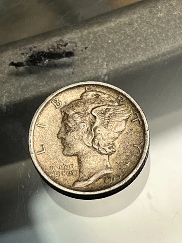 Mercury Dime 1919-P XF+   beautiful detailed old Merc