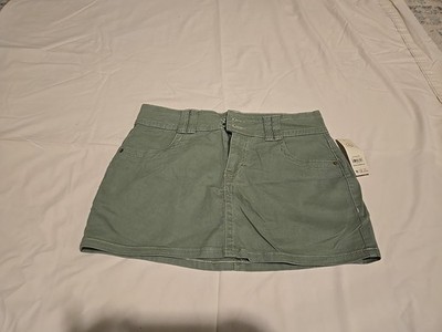 Women s No Boundaries 2 Button Mini Skirt Green Size s 4- 6