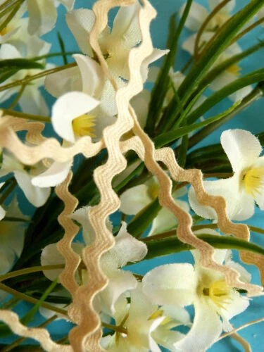 Textiles anciens du XXe siècle beige