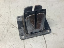 Jaula de válvula de lengüeta de admisión de carburador Yamaha vintage OEM 70-72 R5 250