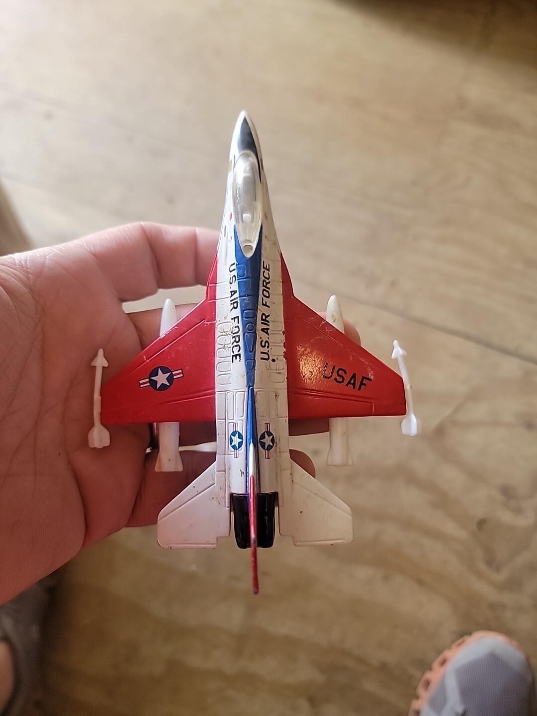 Picture 2 of 5