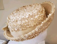 VINTAGE HAT BIEGE ECRU CELLOPHANE STRAW RIBBON UNION MADE Women Ladies