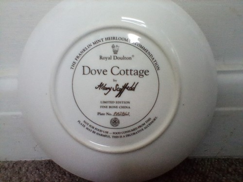 Royal Doulton Bone China ‘Dove Cottage’ Collector Plate Vintage Limited Edition - Picture 2 of 2