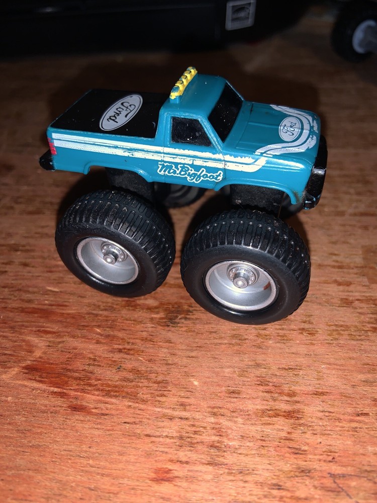 1987 Vintage McDonald's Bigfoot Monster Trucks Ms Bigfoot Collectible Toy