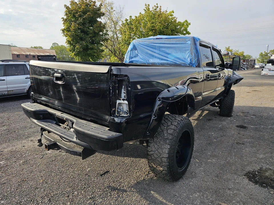 Conjunto de portador diferencial usado se adapta a: camioneta Chevrolet Silverado 2500 2004 Fr Foto 2 de 4