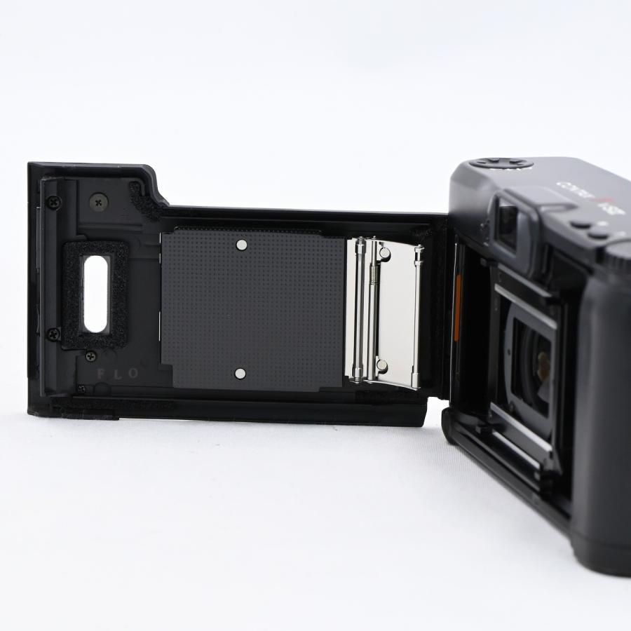 CONTAX TVS III Black 35mm Point & Shoot Film Camera CONTAX TVS III Black 35mm Point & Shoot Film Camera