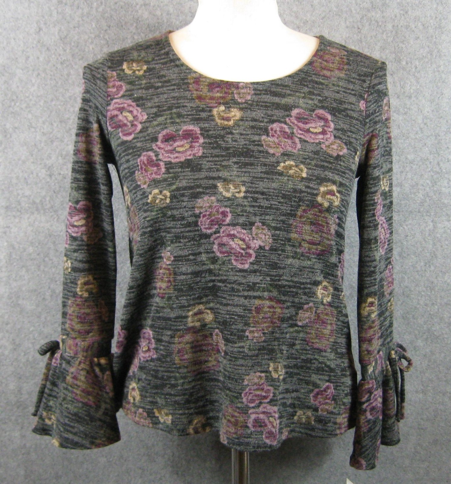 Style & Co Petite Black Floral Lantern Sleeve Top Size PP NWT