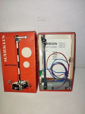 MÄRKLIN 7039 HO SEMAPHORSIGNAL MIT BOX PERFEKTER ZUSTAND