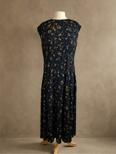 UNIQLO Size M Navy Floral Sleeveless Fit & Flare Maxi Dress