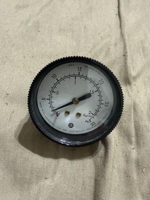Lot of 7 Continental Precision (CPI) Pressure Meter Gauge 0-30 PSI 2'' 1/4'' NPT 