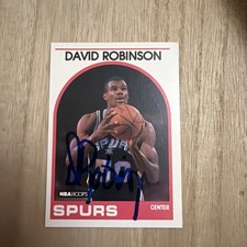 1989-90 NBA Hoops David Robinson #310 Autographed Spurs Basketball Card