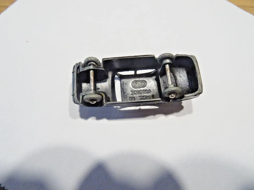 CIJ MICRO VEHICULE MINIATURE PEUGEOT 403 METAL JOUET ANCIEN 1960 S BOITE  PHOTOS - Photo 4/4