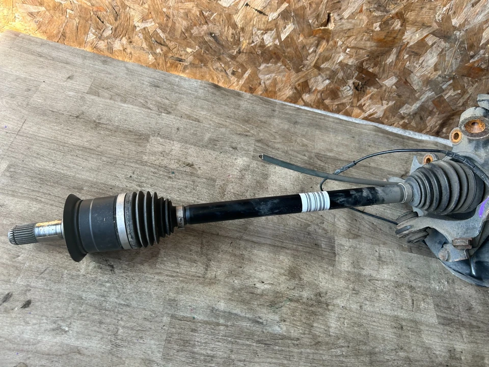 BMW 230XI 328XI 428XI OEM 12-18 REAR RIGHT PASSE SIDE AXEL SPINDLE HUB KNUCKLE - Image 4 of 4