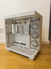 NZXT H9 Flow Weiß ATX Mid-Tower Dual Chamber...