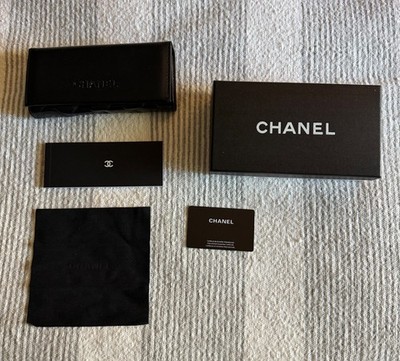 CHANEL Black Quilted Sunglasses Case with Card and Box CHANEL Quilted Sunglass Case Black Large Magnetic Box  main image 4