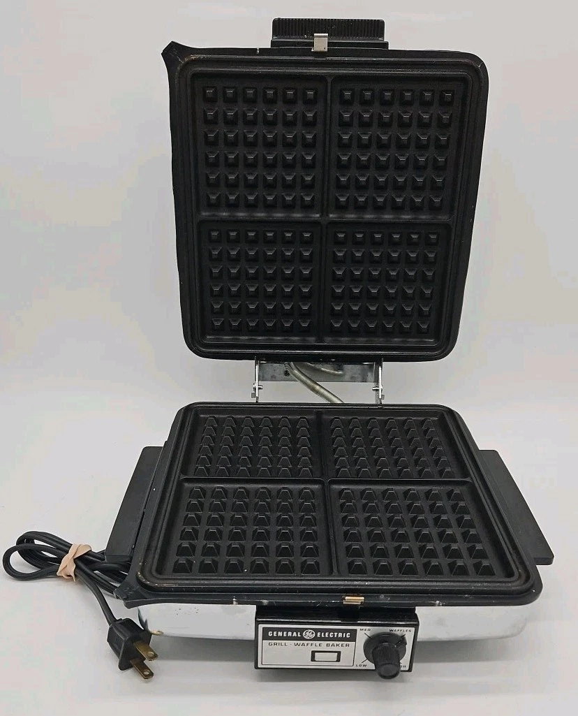 General Electric Automatic Grill Waffle Baker Waffle & Flat Top - Tested Works