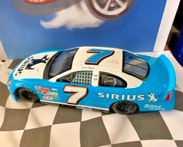 Racing Champions 2000 NASCAR 1:24 NO7 Джимми Спенсер SIRIUS Dodge Intrepid - Изображение 2 из 2