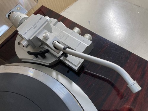 DENON DP-59L Quartz Direct Drive Turntable Auto Lift Dynamic Servo Tonearm Works - Picture 5 of 10