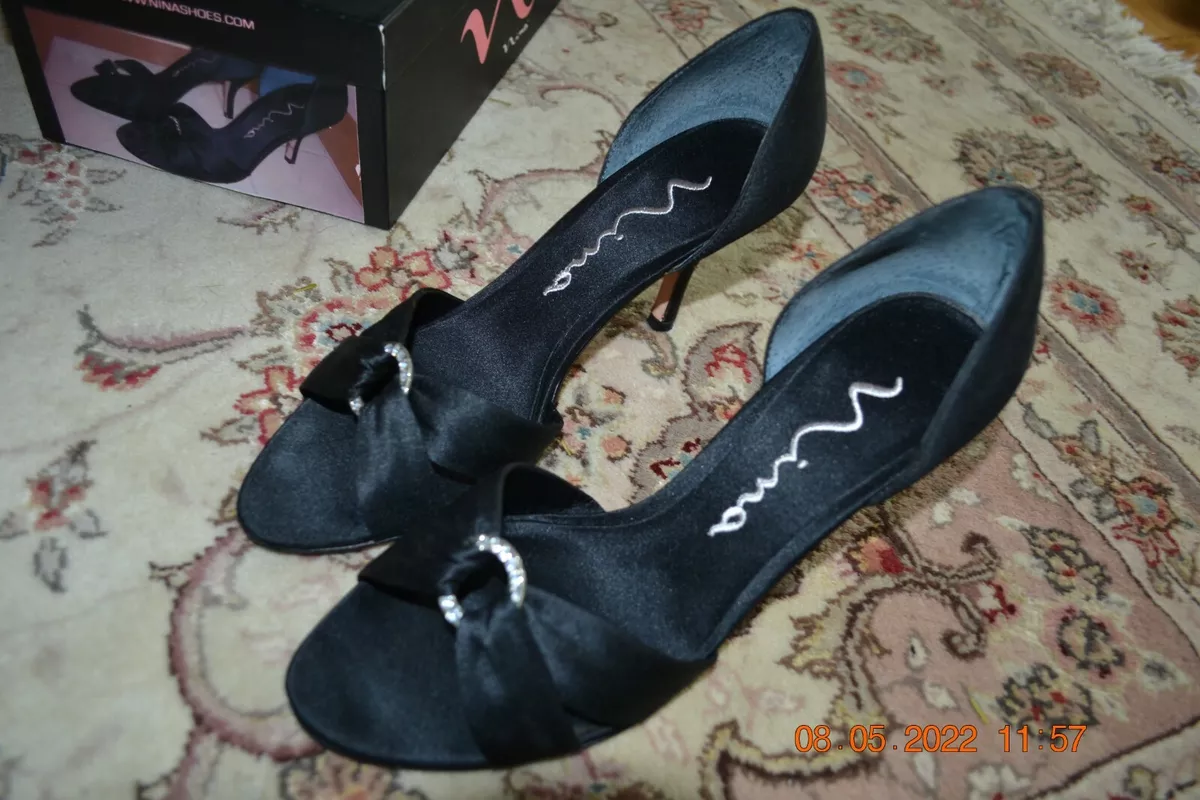 Womens Nina Shoes Malia LS Black Luster Satin Dress Heals w