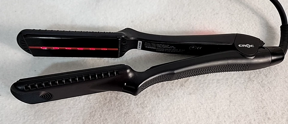 CROC Professional Premium Infrared 1.5” Flat Hair Iron Straightening Digital - Image 2 of 4