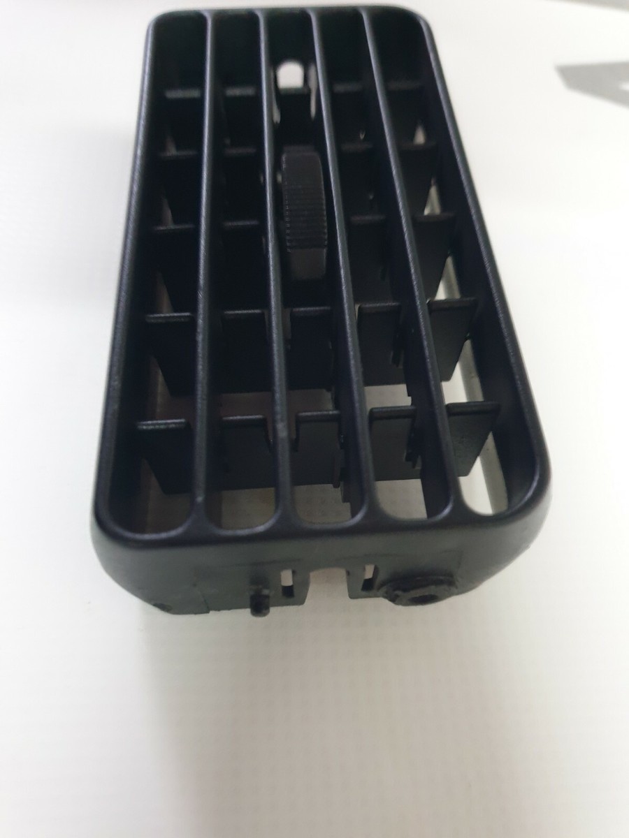 PING　LANCIA Delta Evo ボンネットエアダクト（サイド） 純正品 ボンネットダクトフィン 左側 LANCIA DELTA(831) Evo