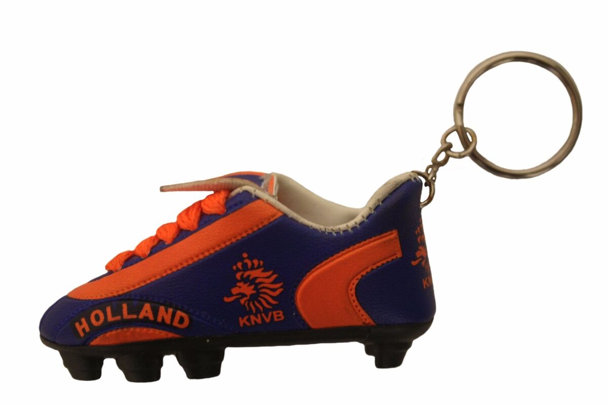  _ 2 HOLLAND NETHERLANDS BLUE ORANGE (Set), KNVB Logo SOCCER  SHOE CLEAT KEYCHAINS..New : Clothing, Shoes & Jewelry