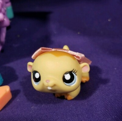 LITTLEST PETSHOP 1957 neuf en blister EUR 12,50 - FR