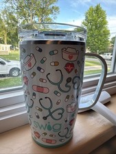 SWIG Nurses 18Oz Travel Tumbler w handle & lid only used once light blue