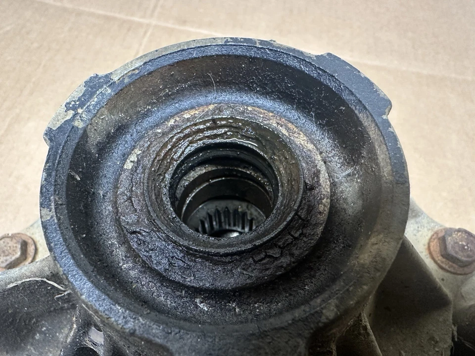 Yamaha Bruin 350 2004 4x4 diferencial delantero Foto 4 de 4