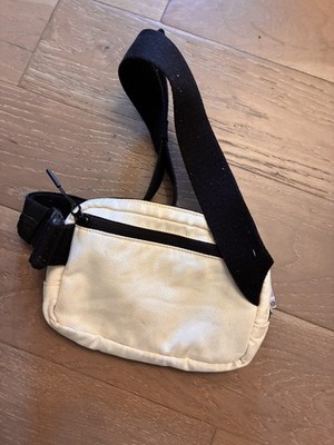 Lululemon Belt Bag & Fanny Pack White w/Black Adjustable Strap Zipper Unisex