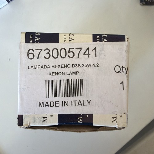 New GENUINE OEM for Maserati Xenon D3S Bulb HID Light Lamp Headlamp, 673005741 Photo - $95