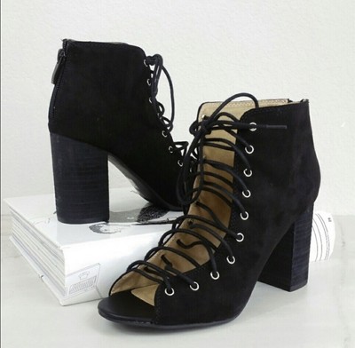 chinese laundry lace booties