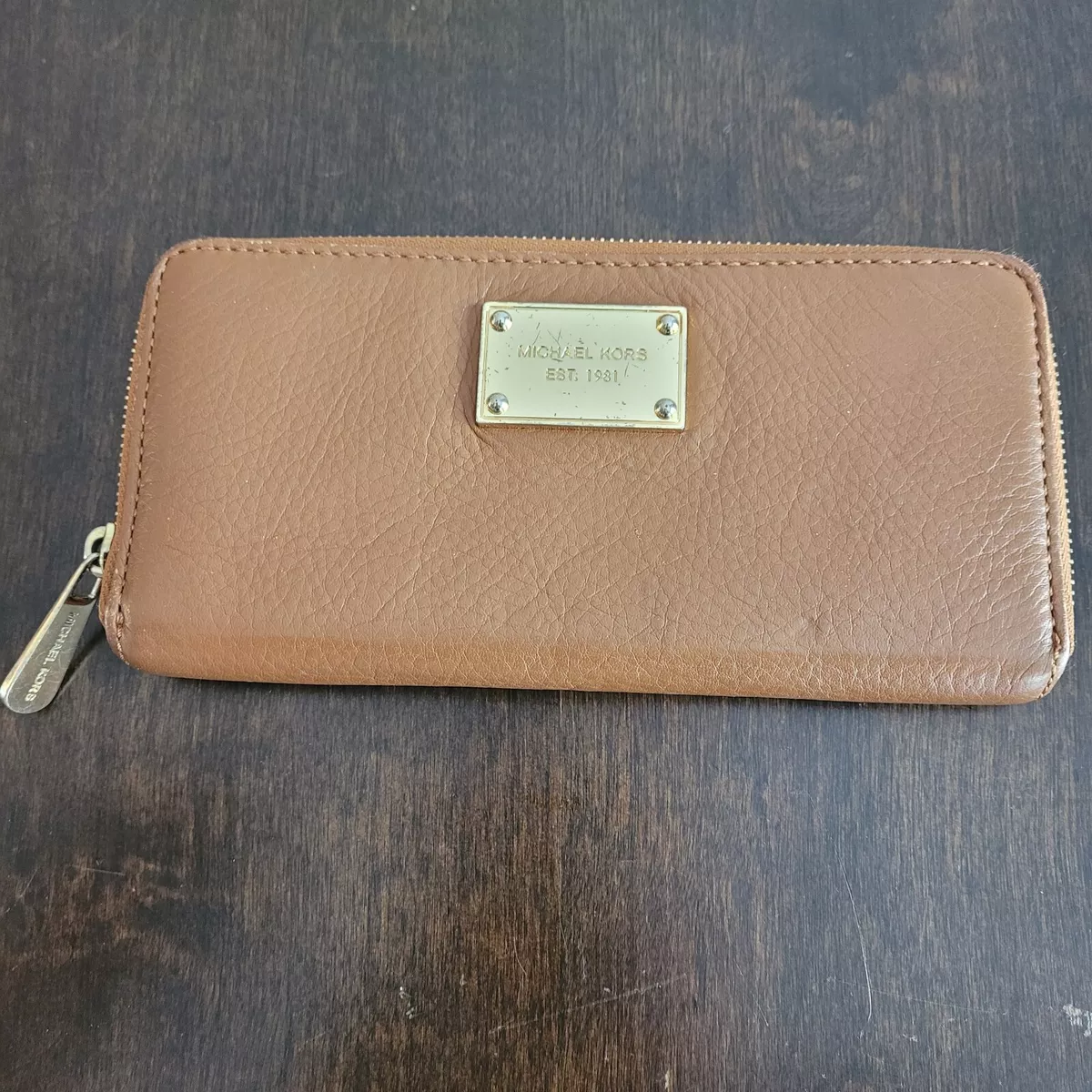 michael kors wallet women used