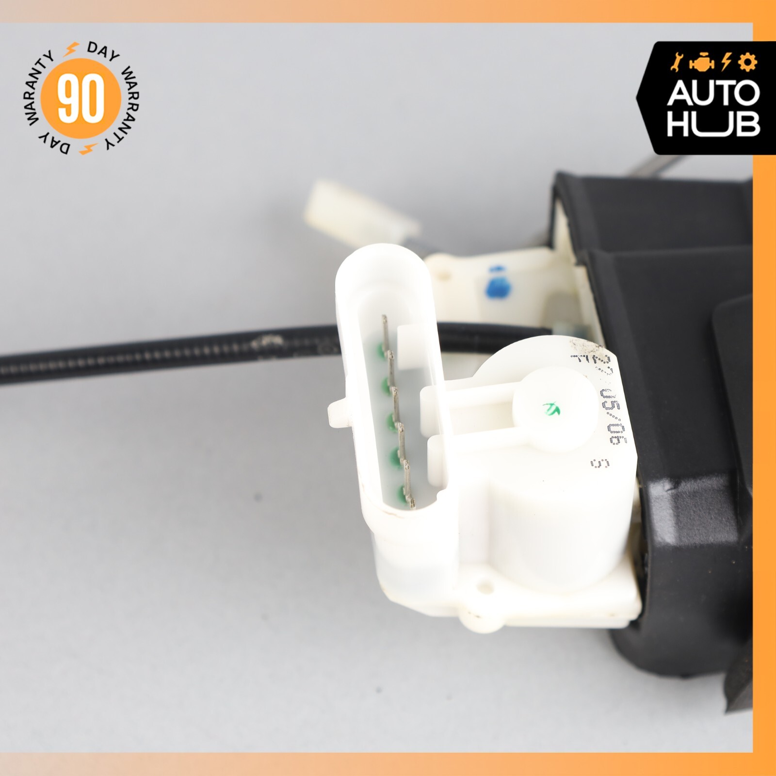 03-13 Maserati Quattroporte M139 Front Right Side Door Lock Latch Actuator 51k