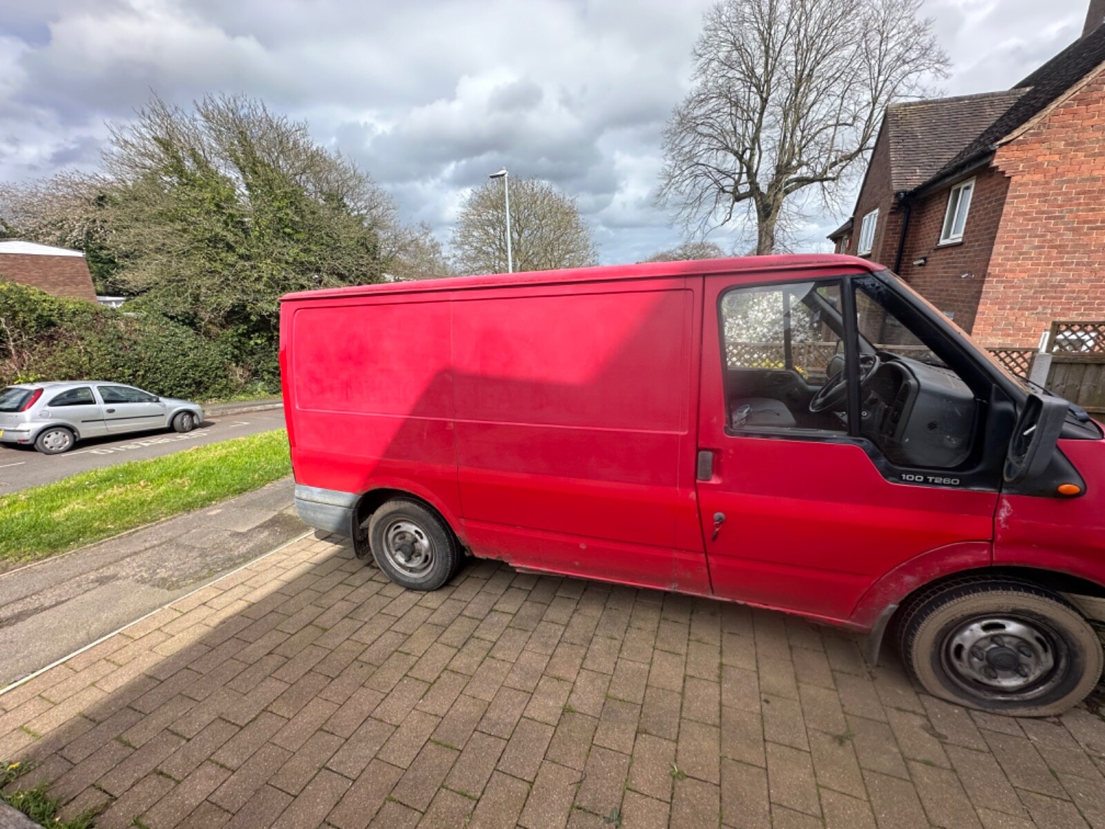 Ford Transit - Picture 2 of 3