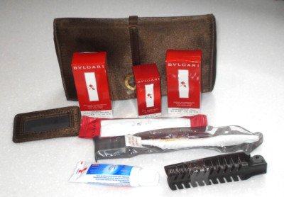 Emirates Promotion Bvlgari Parfums Kulturbeutel Kosmetik Make Up Reisetasche