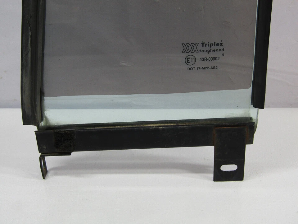 Land Rover Discovery I 1994-1999 pasajero derecho puerta trasera ventilación vidrio OEM Foto 4 de 4